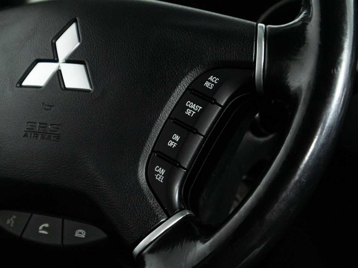 Mitsubishi Pajero, 2012 Фото №18