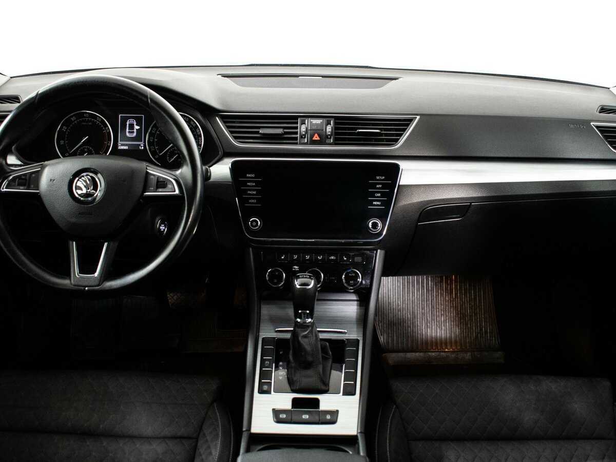 Skoda Superb, 2020 Фото №11