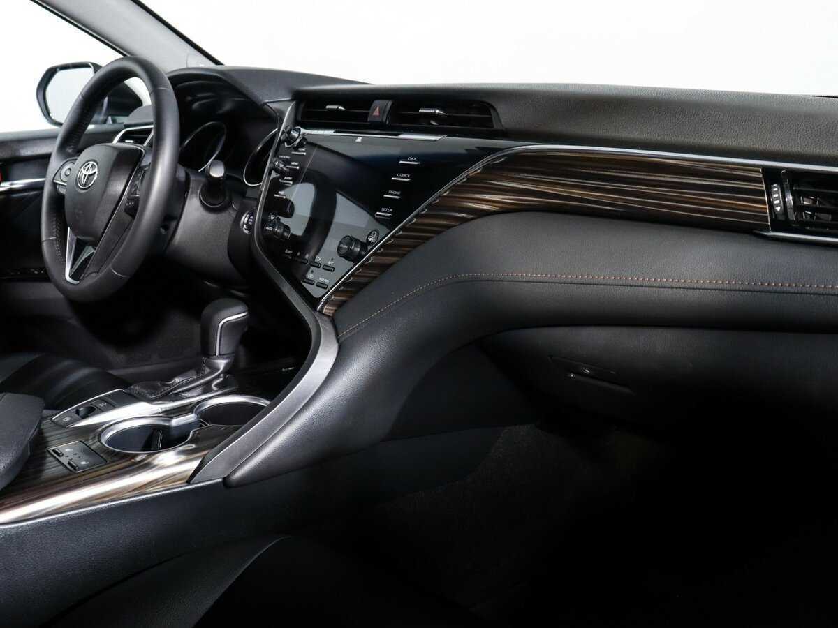 Toyota Camry, 2019 Фото №6