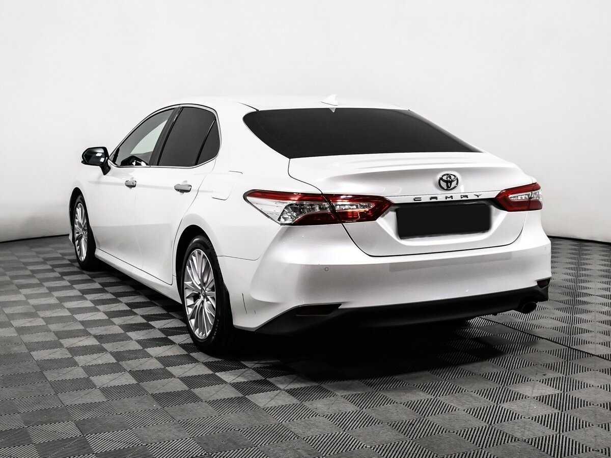 Toyota Camry, 2019 Фото №7