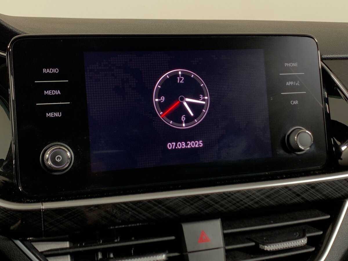 Volkswagen Polo, 2022 Фото №16