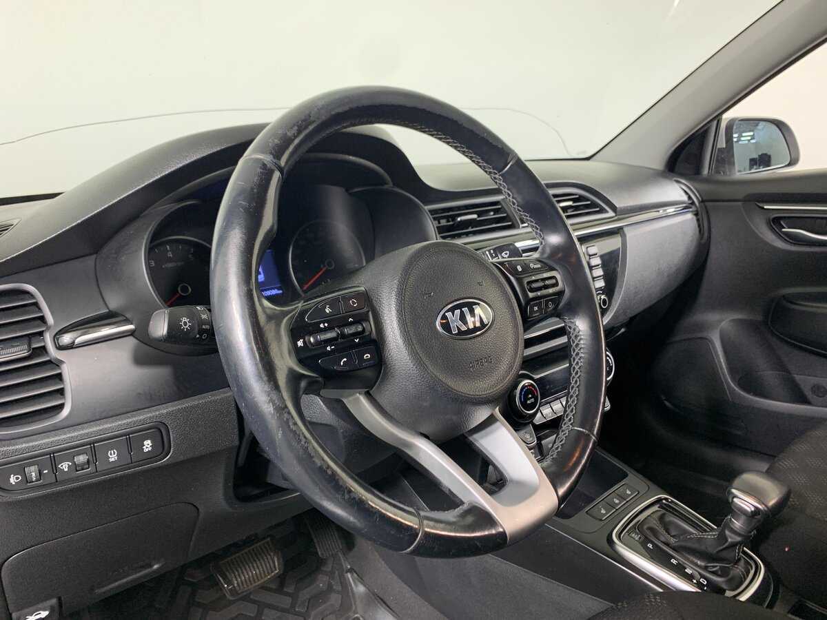 Kia Rio, 2018 Фото №12