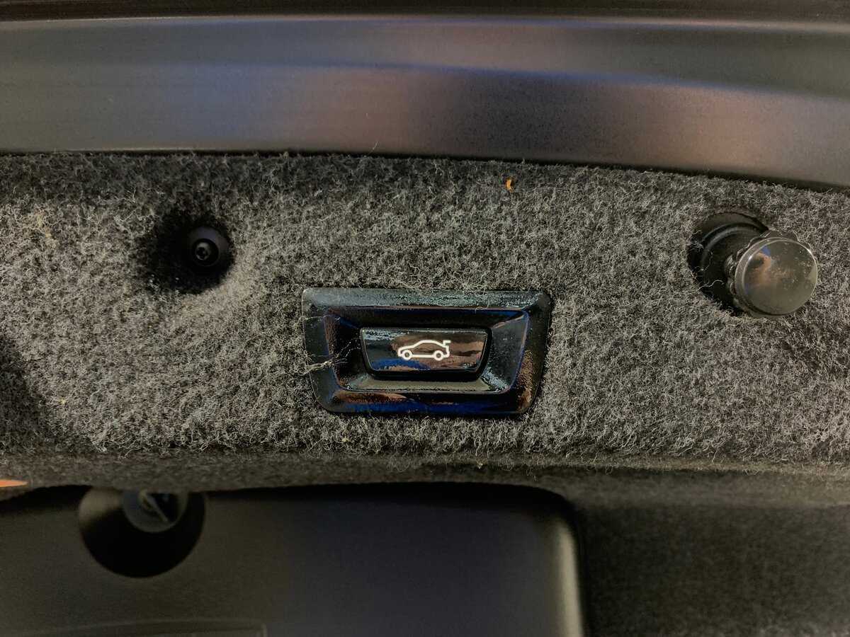 BMW 5 серии 528i, 2012 Фото №21