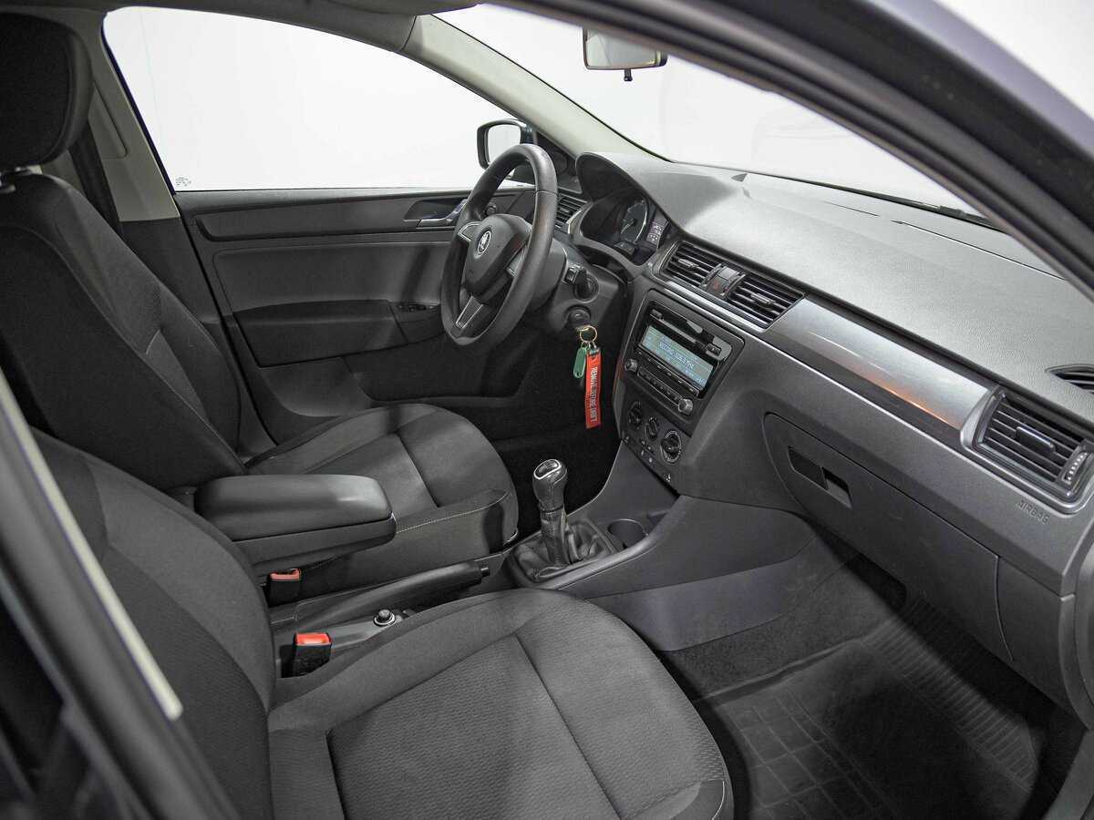 Skoda Rapid, 2015 Фото №13