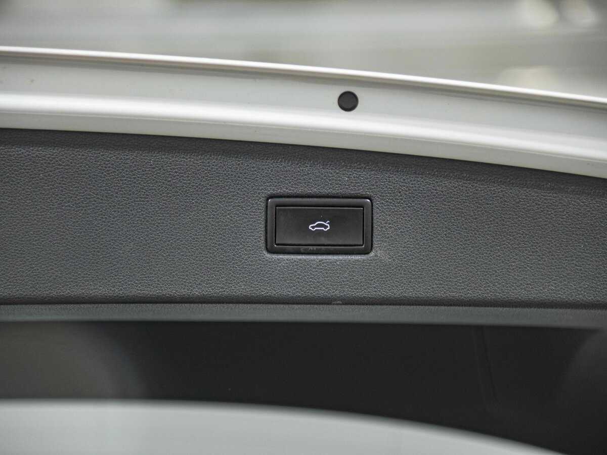 Volkswagen Tiguan, 2017 Фото №18