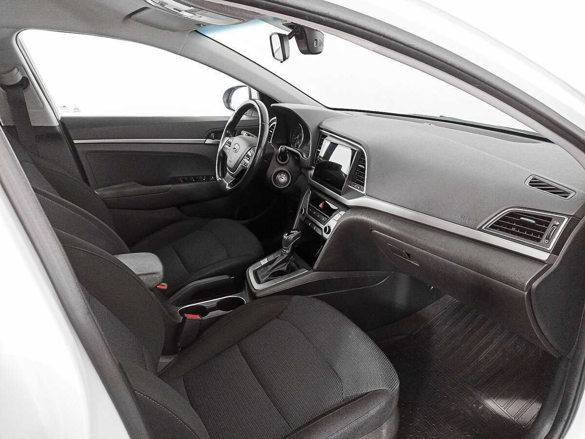 Hyundai Elantra, 2017 Фото №11