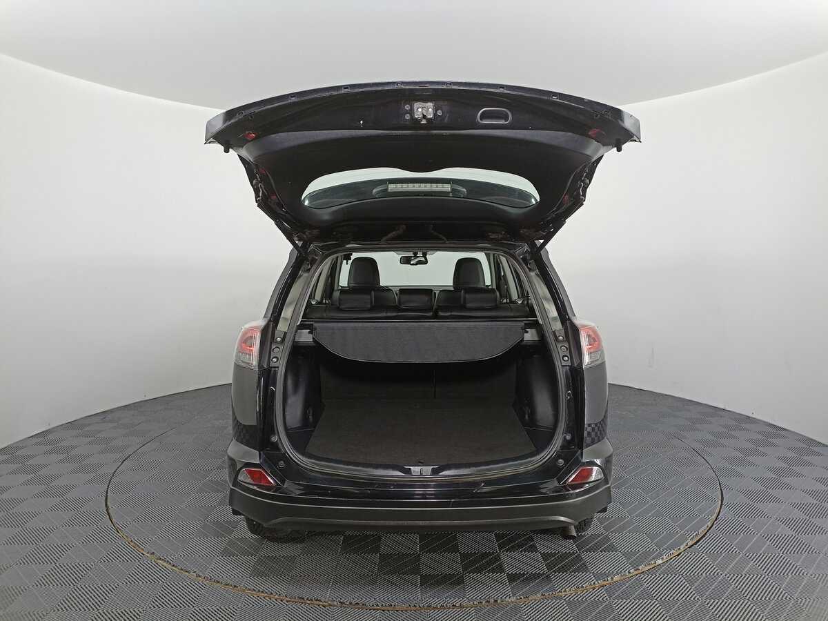 Toyota RAV4, 2019 Фото №10