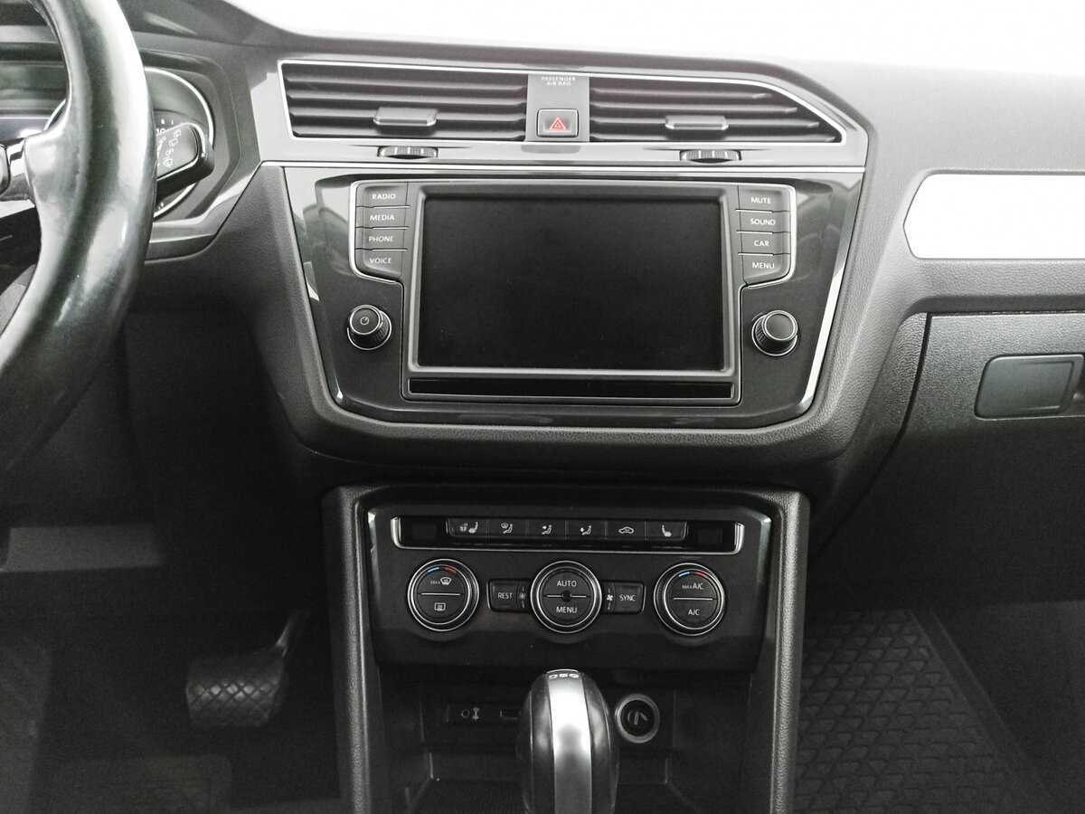 Volkswagen Tiguan, 2017 Фото №15