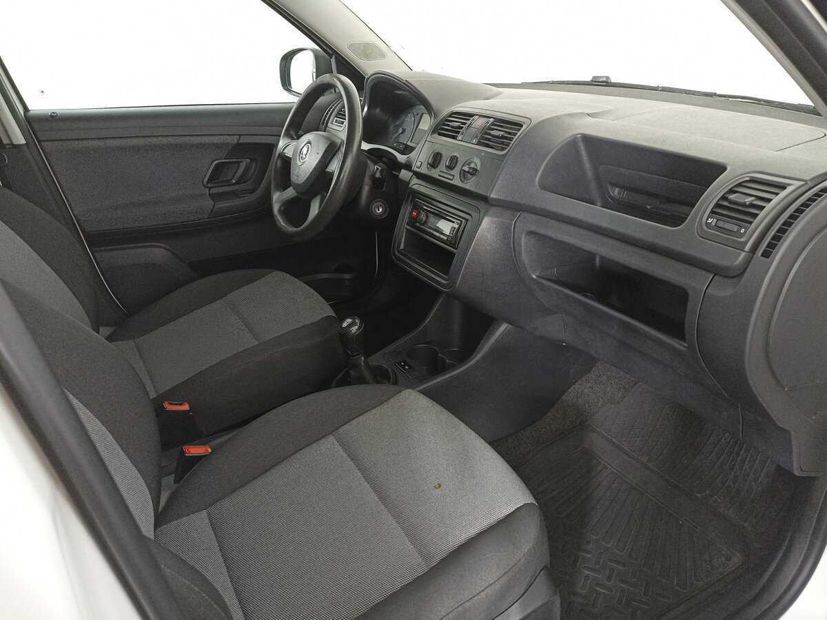Skoda Fabia, 2013 Фото №11