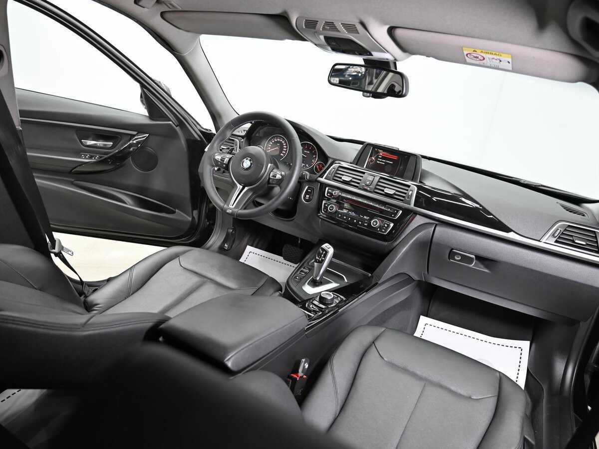 BMW 3 серии 318i, 2017 Фото №8