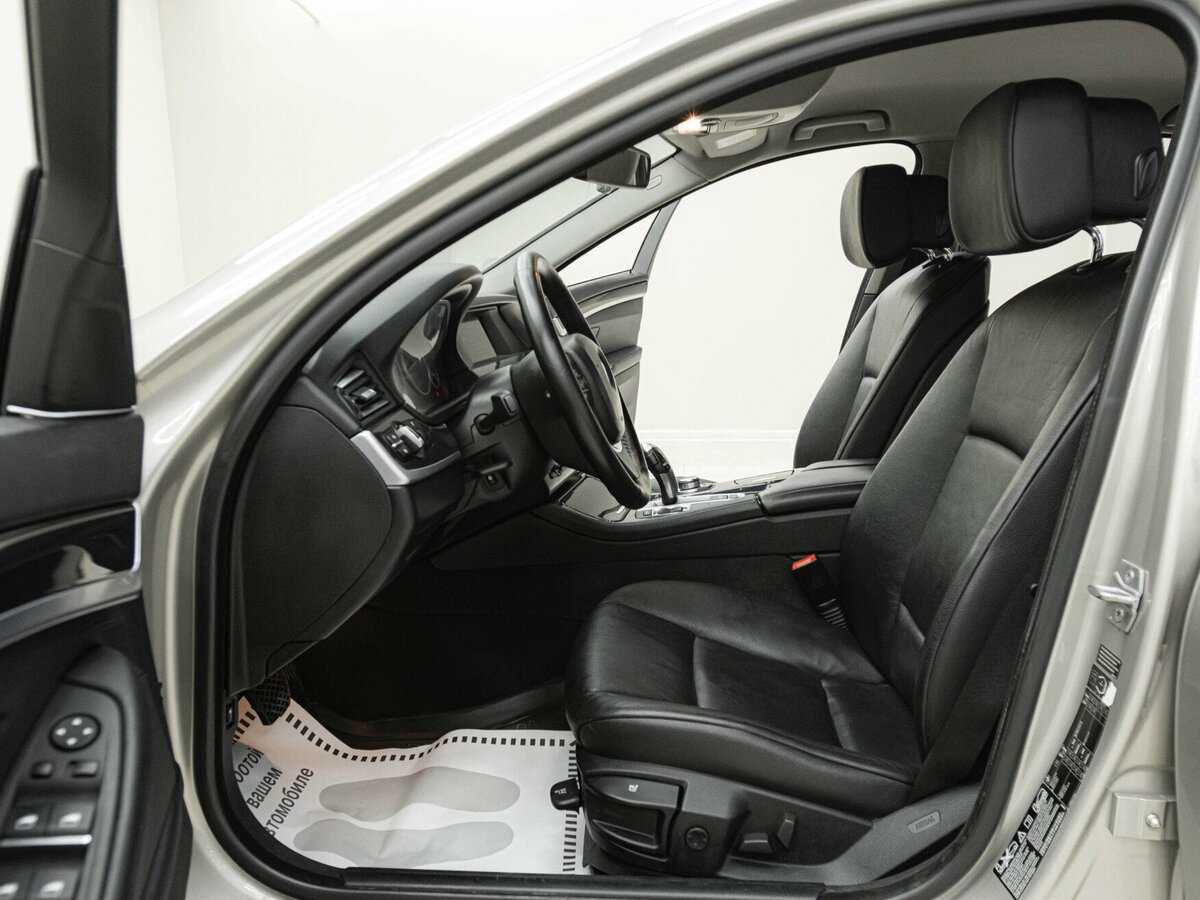 BMW 5 серии 528i, 2012 Фото №7