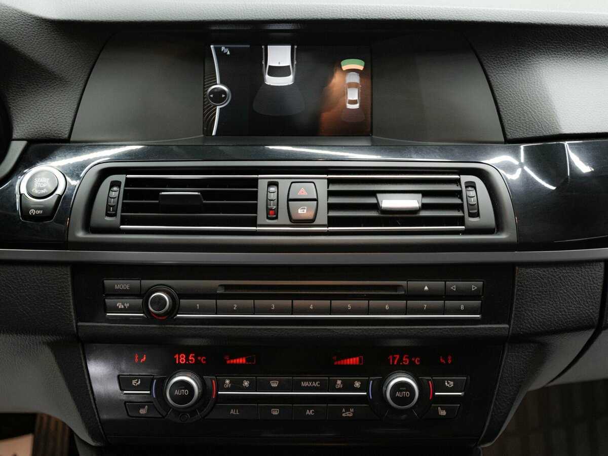 BMW 5 серии 528i, 2012 Фото №12