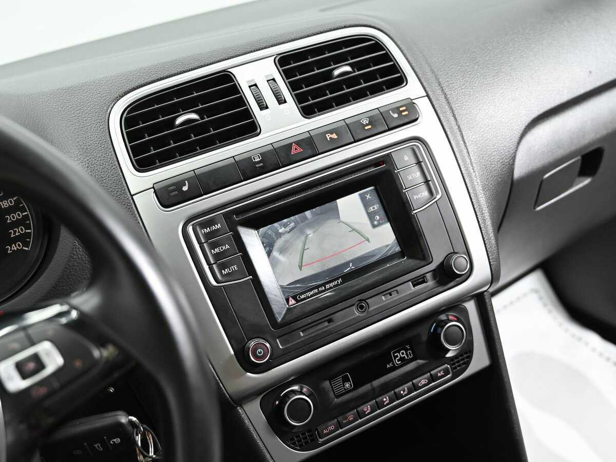 Volkswagen Polo, 2017 Фото №12