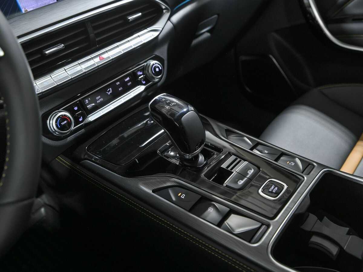 FAW Bestune T77, 2023 Фото №14