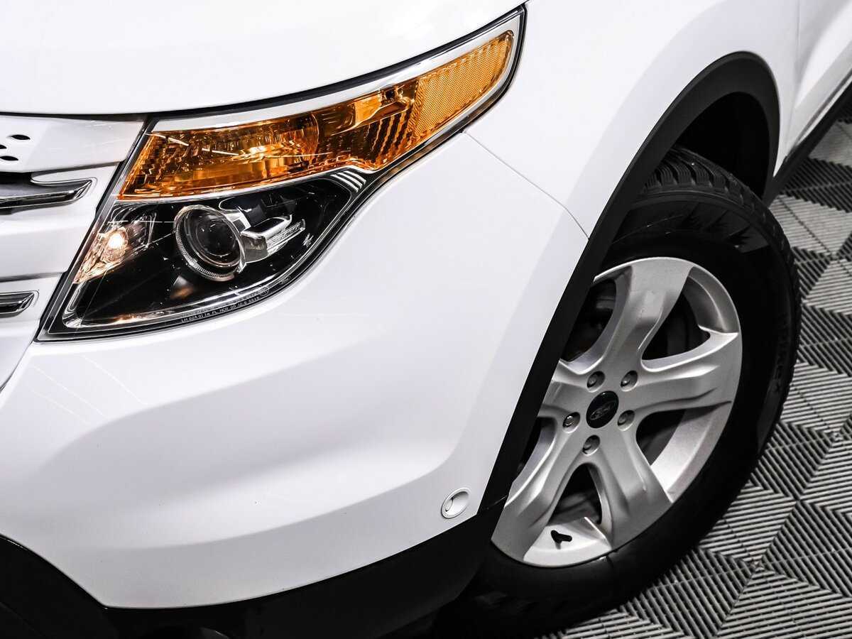 Ford Explorer, 2014 Фото №15