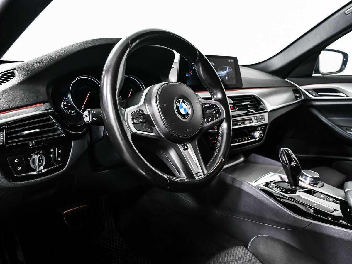 BMW 5 серии 520d xDrive, 2018 Фото №13