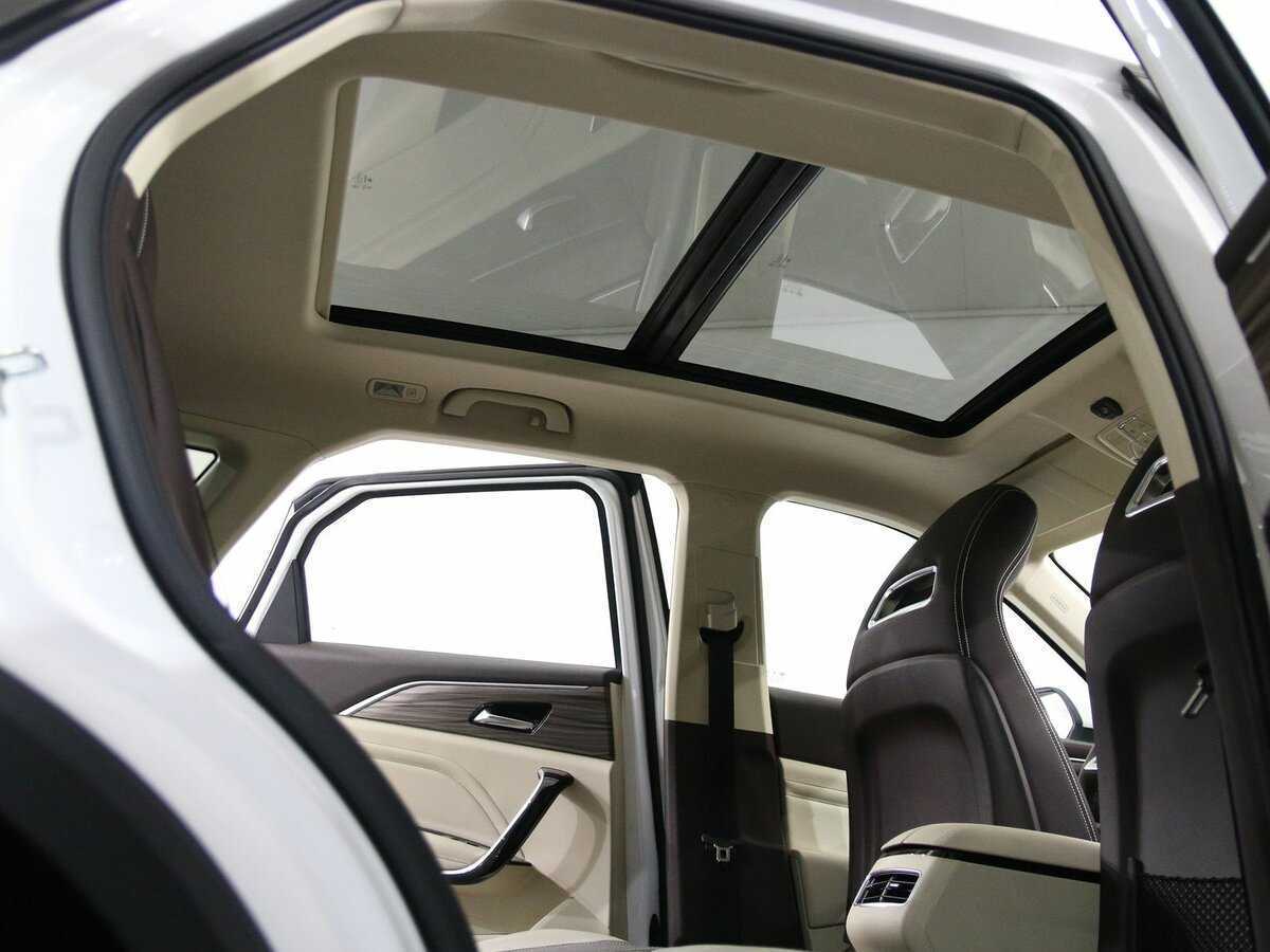 FAW Bestune T77, 2023 Фото №11