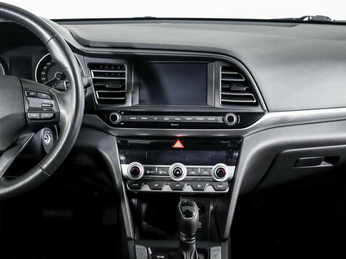 Hyundai Elantra, 2020 Фото №13