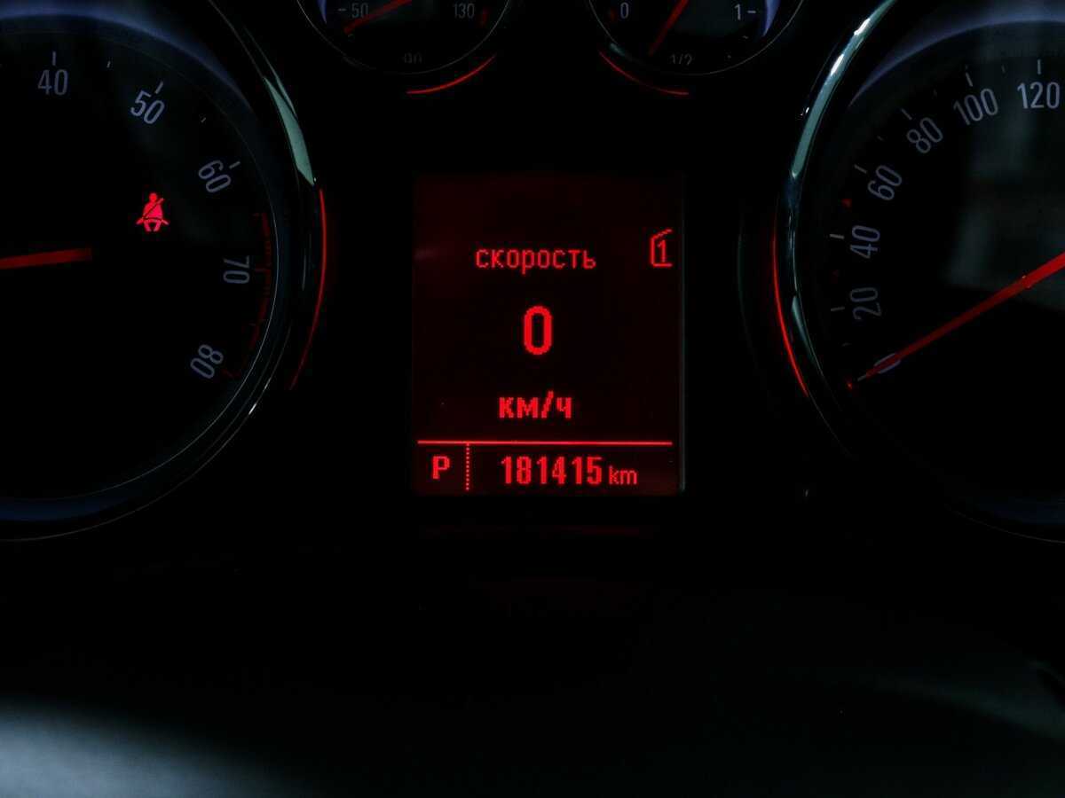 Opel Astra GTC, 2013 Фото №7