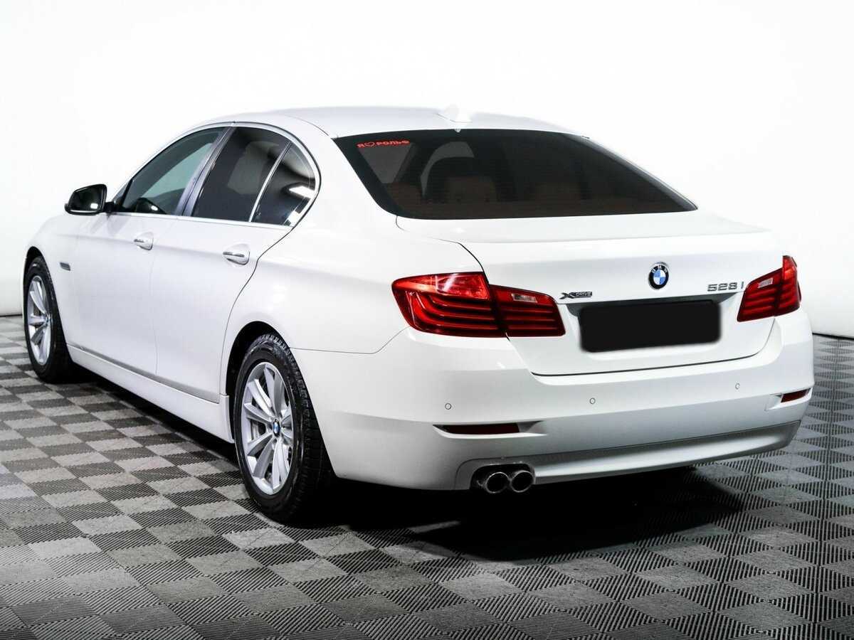 BMW 5 серии 528i xDrive, 2013 Фото №7
