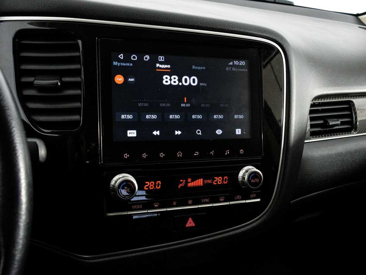 Mitsubishi Outlander, 2021 Фото №14