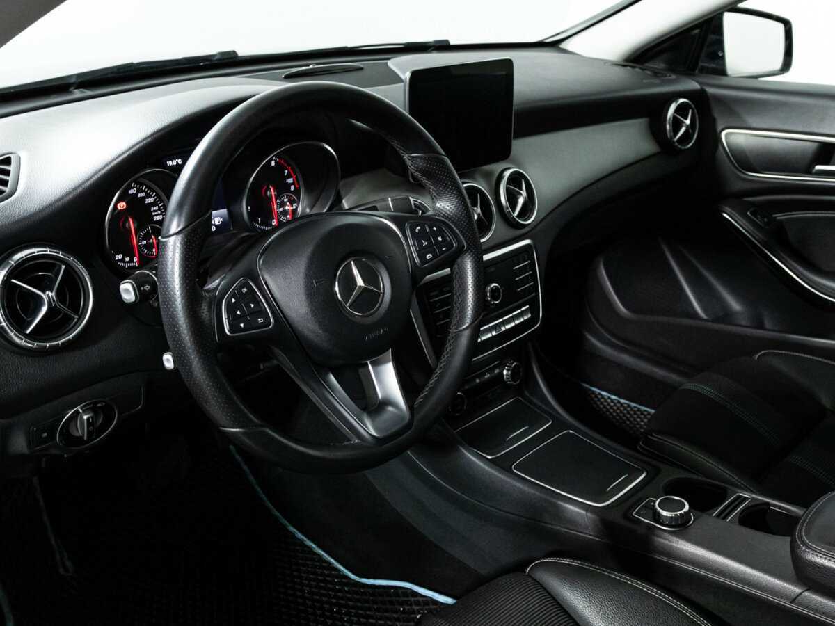 Mercedes-Benz CLA 200, 2017 Фото №11
