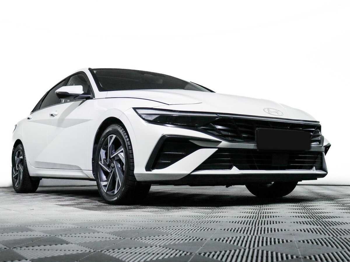 Hyundai Elantra, 2023 Фото №16