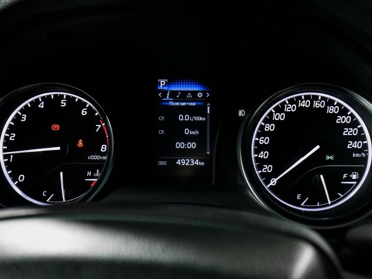 Toyota Camry, 2021 Фото №8