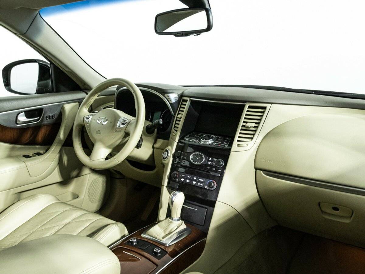 Infiniti FX30d, 2012 Фото №9