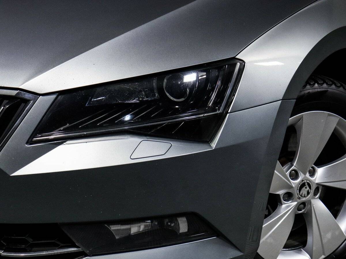 Skoda Superb, 2017 Фото №13