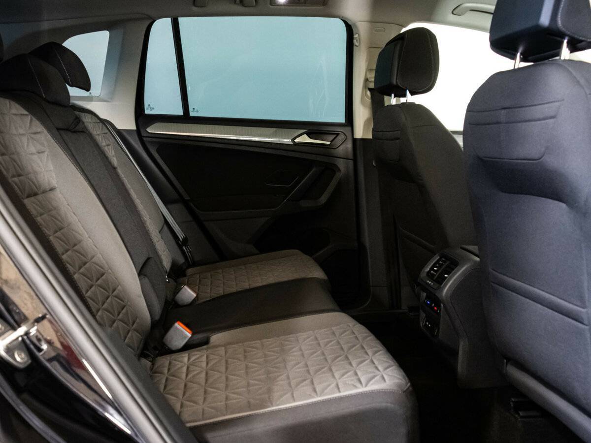 Volkswagen Tiguan, 2021 Фото №14