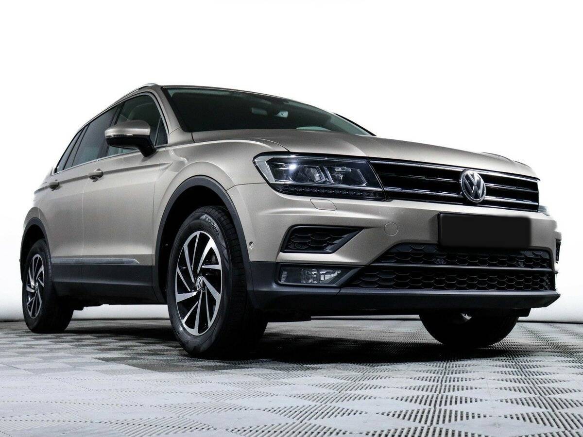 Volkswagen Tiguan, 2018 Фото №16