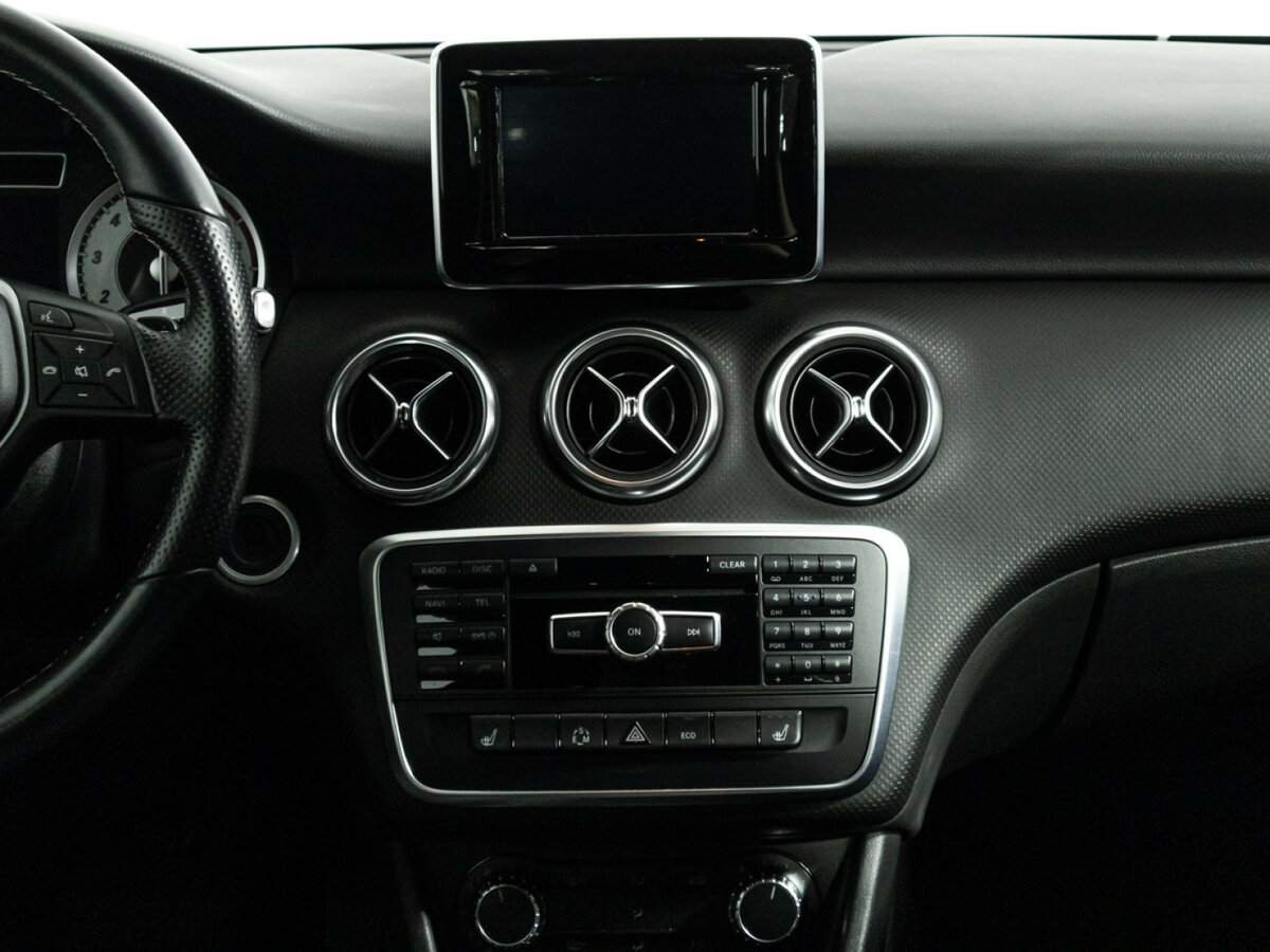 Mercedes-Benz A-Класс 180, 2013 Фото №14