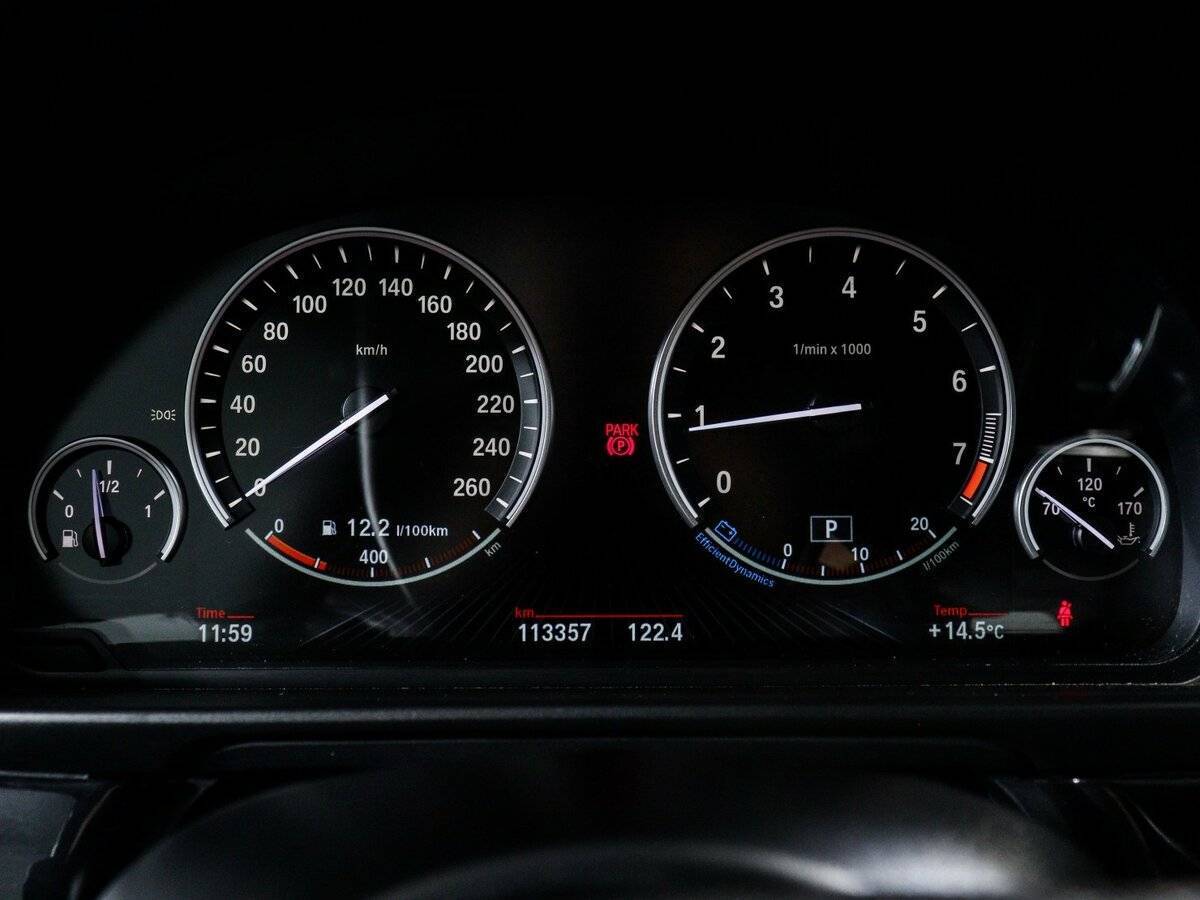 BMW 5 серии 528i xDrive, 2014 Фото №11