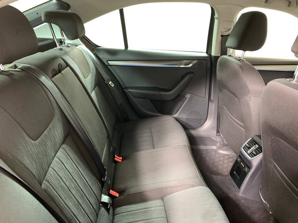 Skoda Octavia, 2018 Фото №17