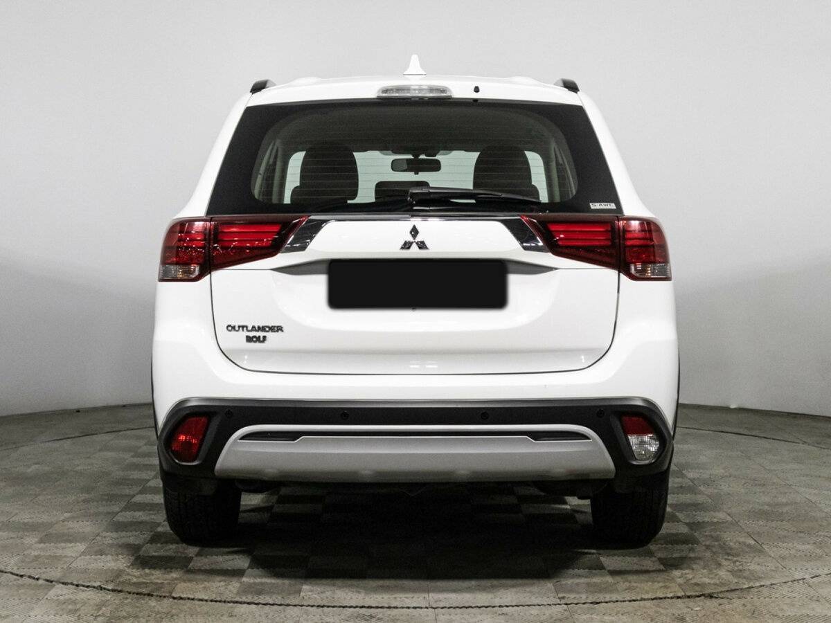 Mitsubishi Outlander, 2022 Фото №6