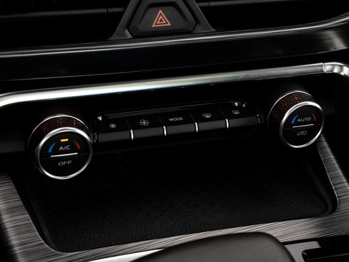 Geely Tugella, 2021 Фото №20