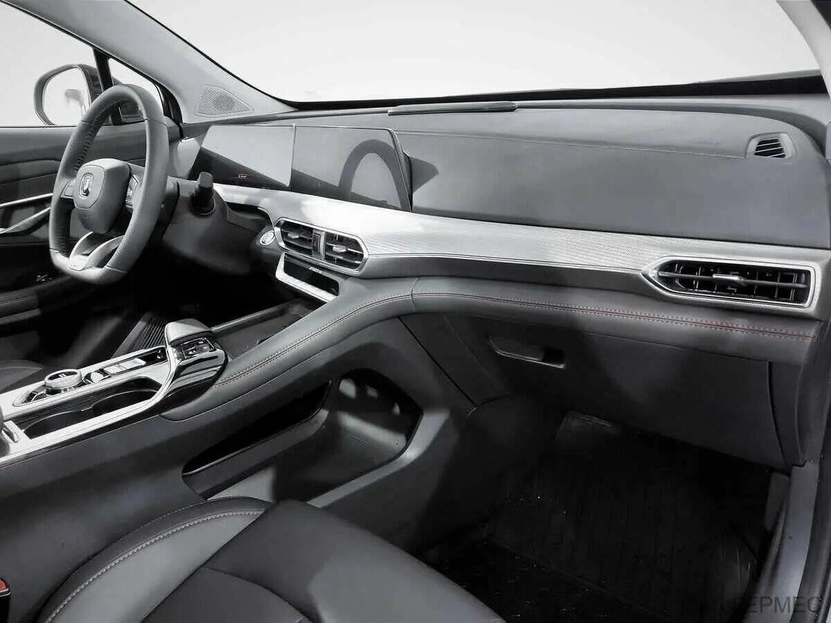 Changan UNI-T, 2023 Фото №12