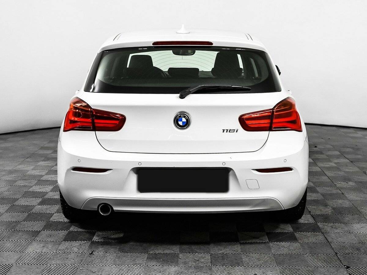 BMW 1 серии 118i, 2018 Фото №6