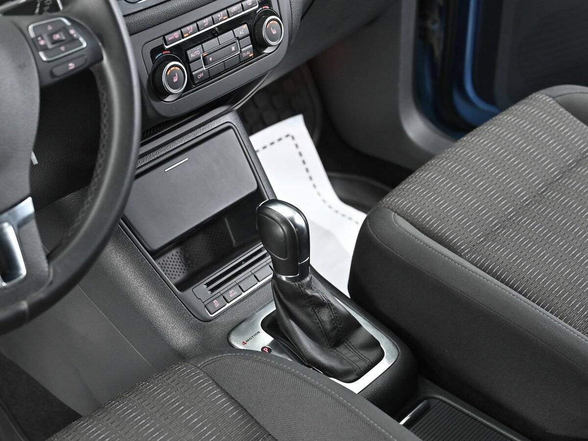 Volkswagen Tiguan, 2012 Фото №12