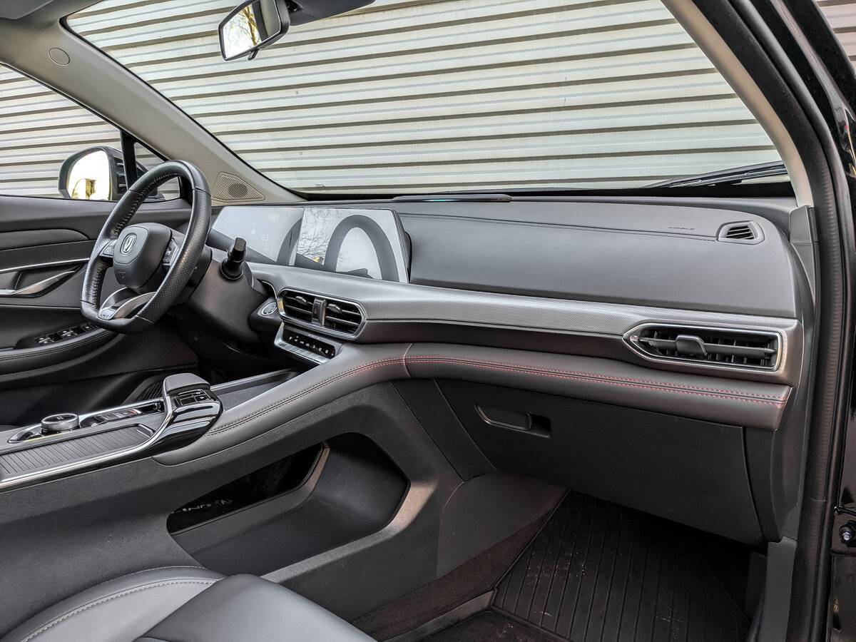 Changan UNI-T, 2023 Фото №11