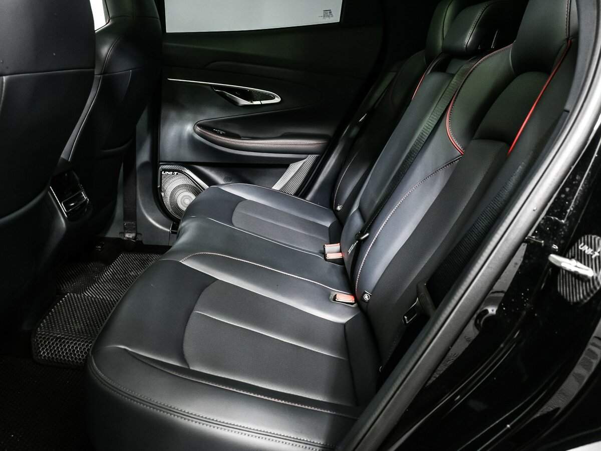 Changan UNI-T, 2023 Фото №12