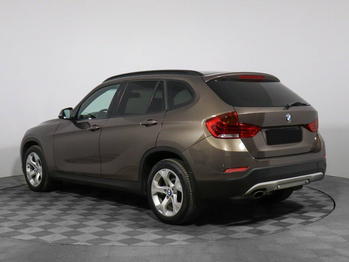 BMW X1 18i, 2014 Фото №6