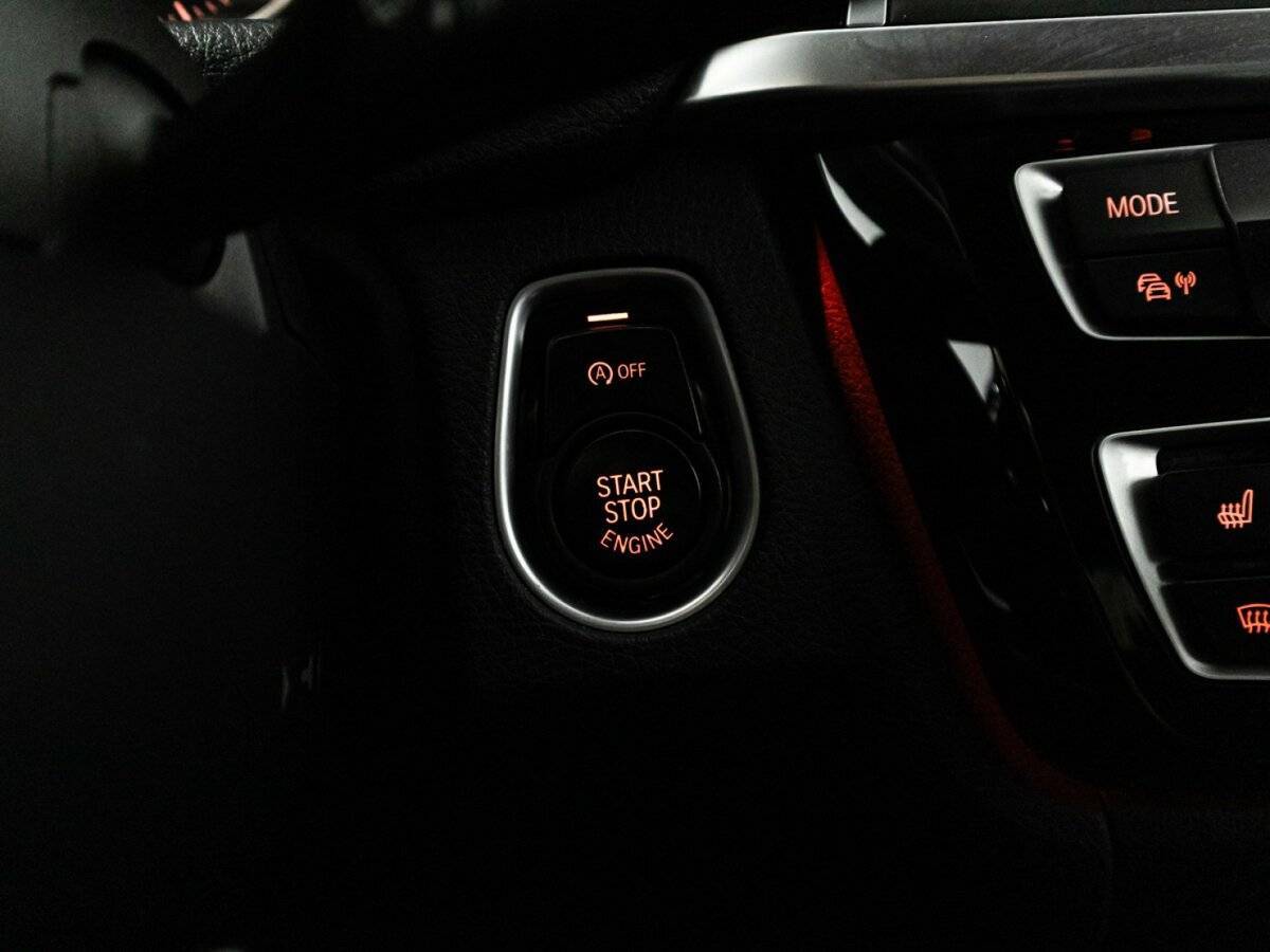 BMW 3 серии 318i, 2018 Фото №18