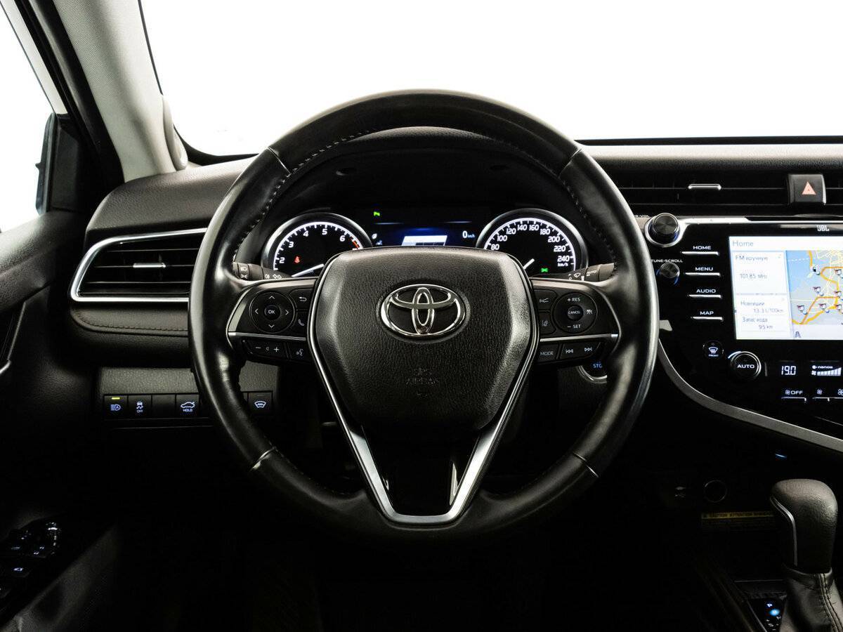 Toyota Camry, 2019 Фото №12