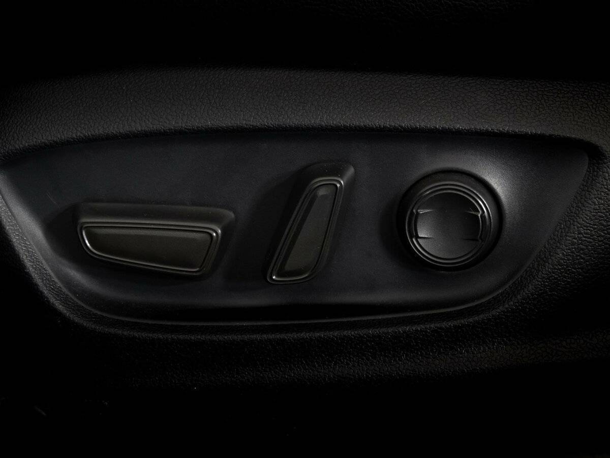 Toyota Camry, 2019 Фото №18