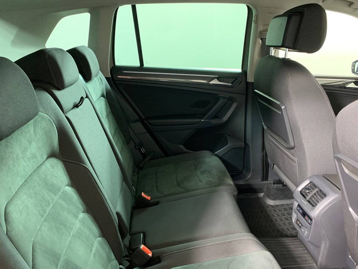 Volkswagen Tiguan, 2018 Фото №17