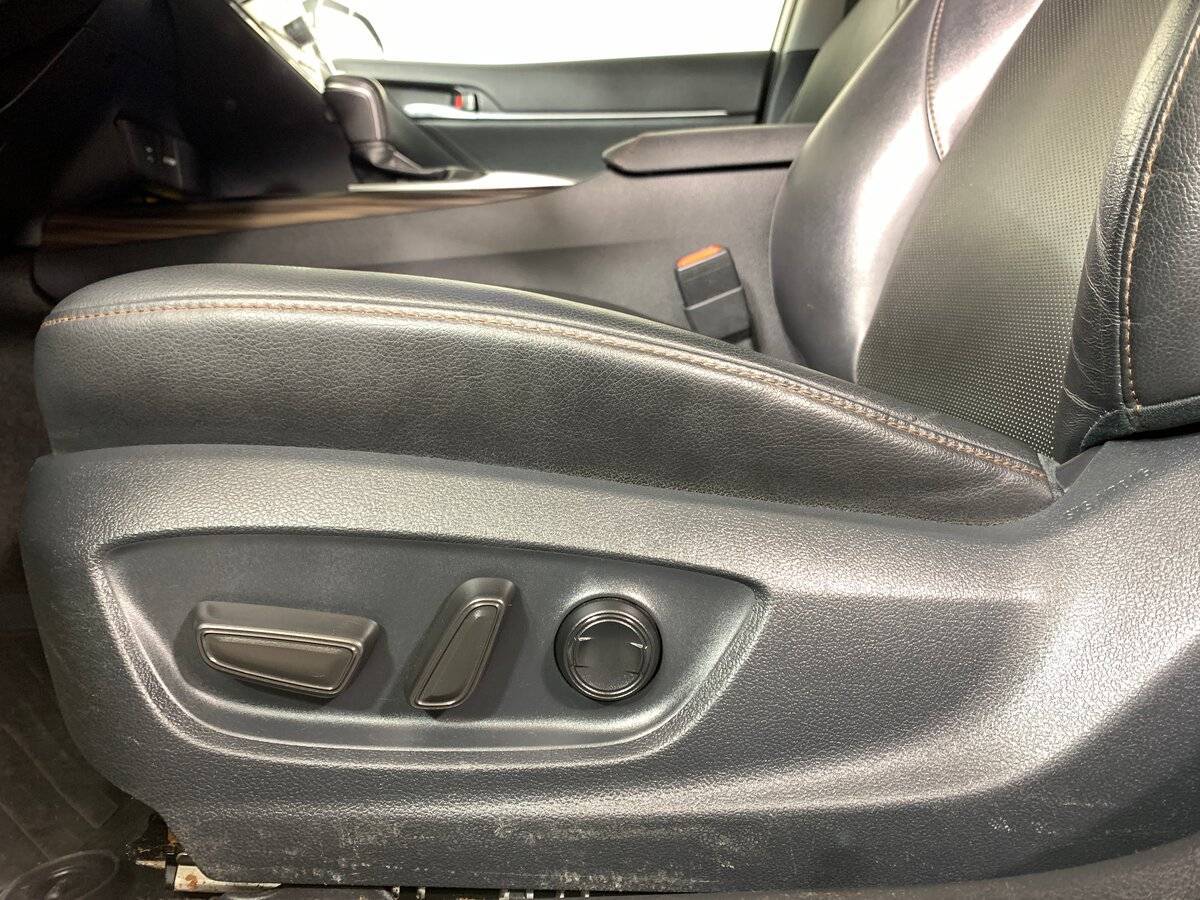 Toyota Camry, 2018 Фото №16