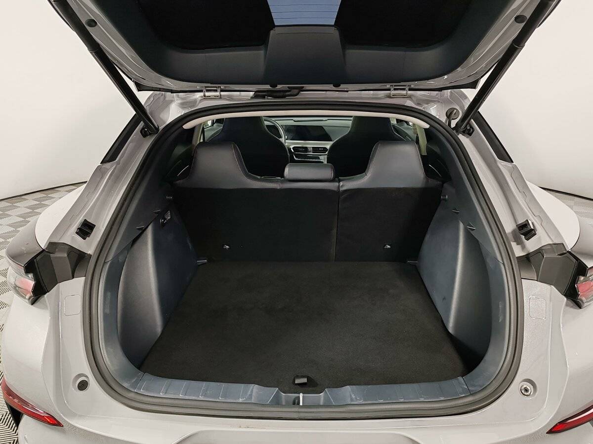 Changan UNI-T, 2023 Фото №9