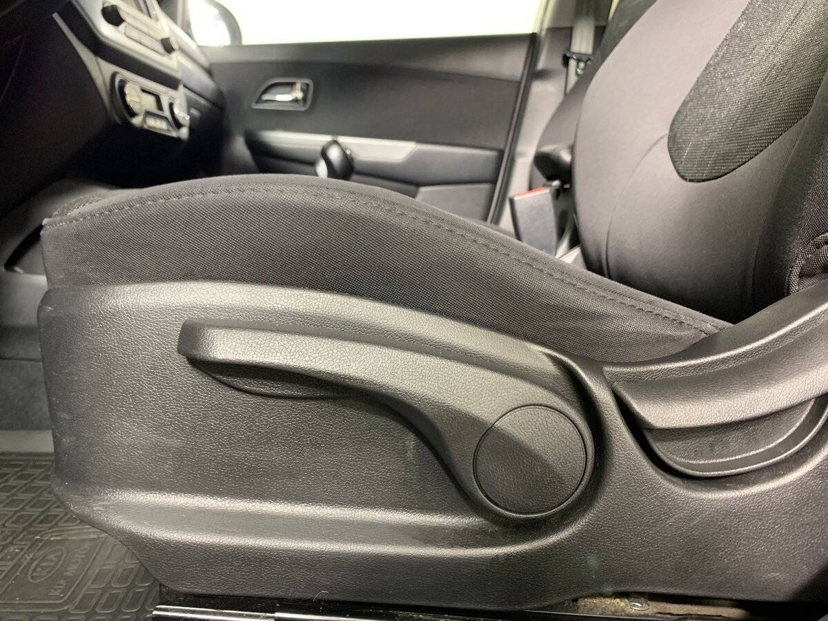 Kia Rio 5-speed, 2013 Фото №16